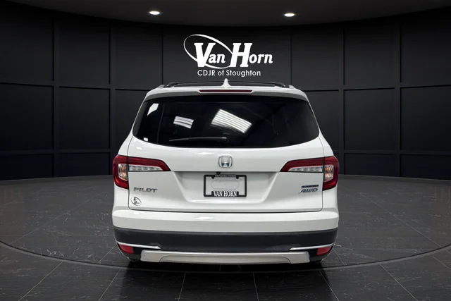 Used 2020 Platinum White Pearl Honda Touring image 6