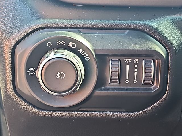 Used 2022 Black Jeep Unlimited Sport S image 20