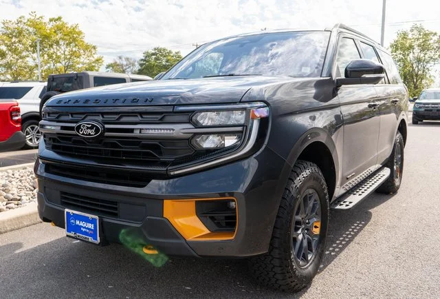 Used 2025 Gray Ford Tremor image 1