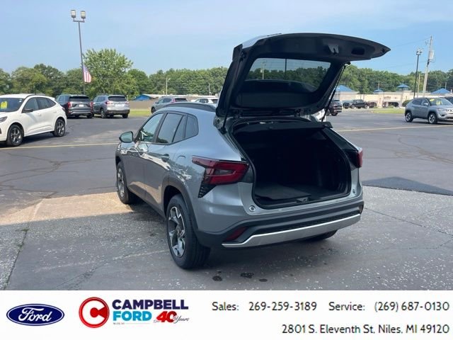 Used 2024 Sterling Gray Metallic Chevrolet LT image 11