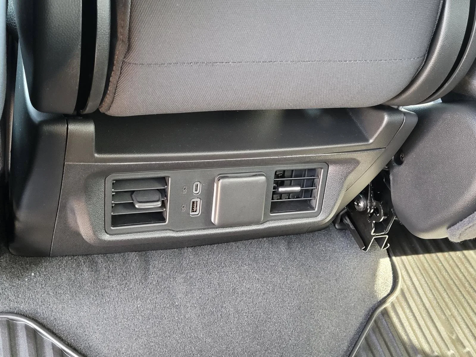 2026 Chevrolet Silverado 1500 LT - Photo 11