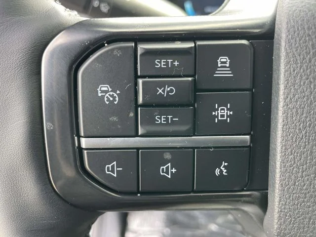 New 2026 Glacier Gray Metallic Tri-Coat Ford F-350® Platinum® image 10