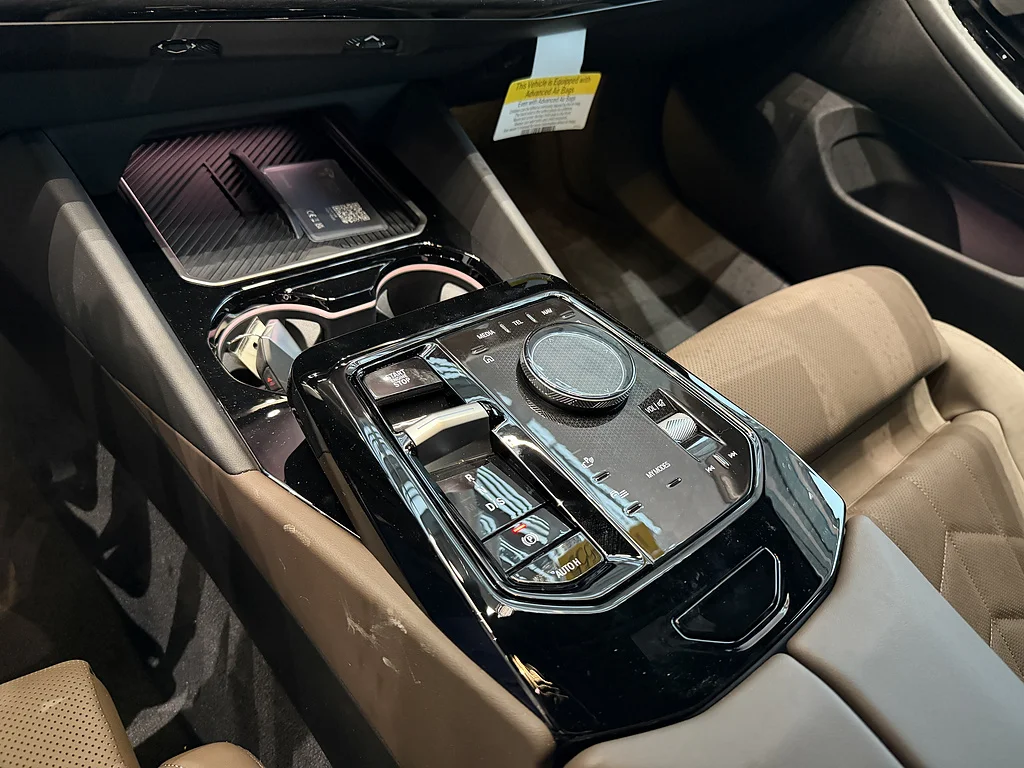 New 2026 Alpine White BMW xDrive image 10