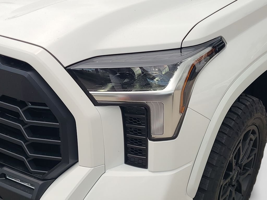 New 2026 Ice Cap Toyota  SR5 image 24