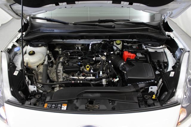 Used 2021  Ford SE image 33