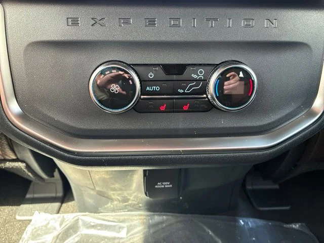 New 2027 Glacier Gray Metallic Tri-Coat Ford King Ranch® image 28