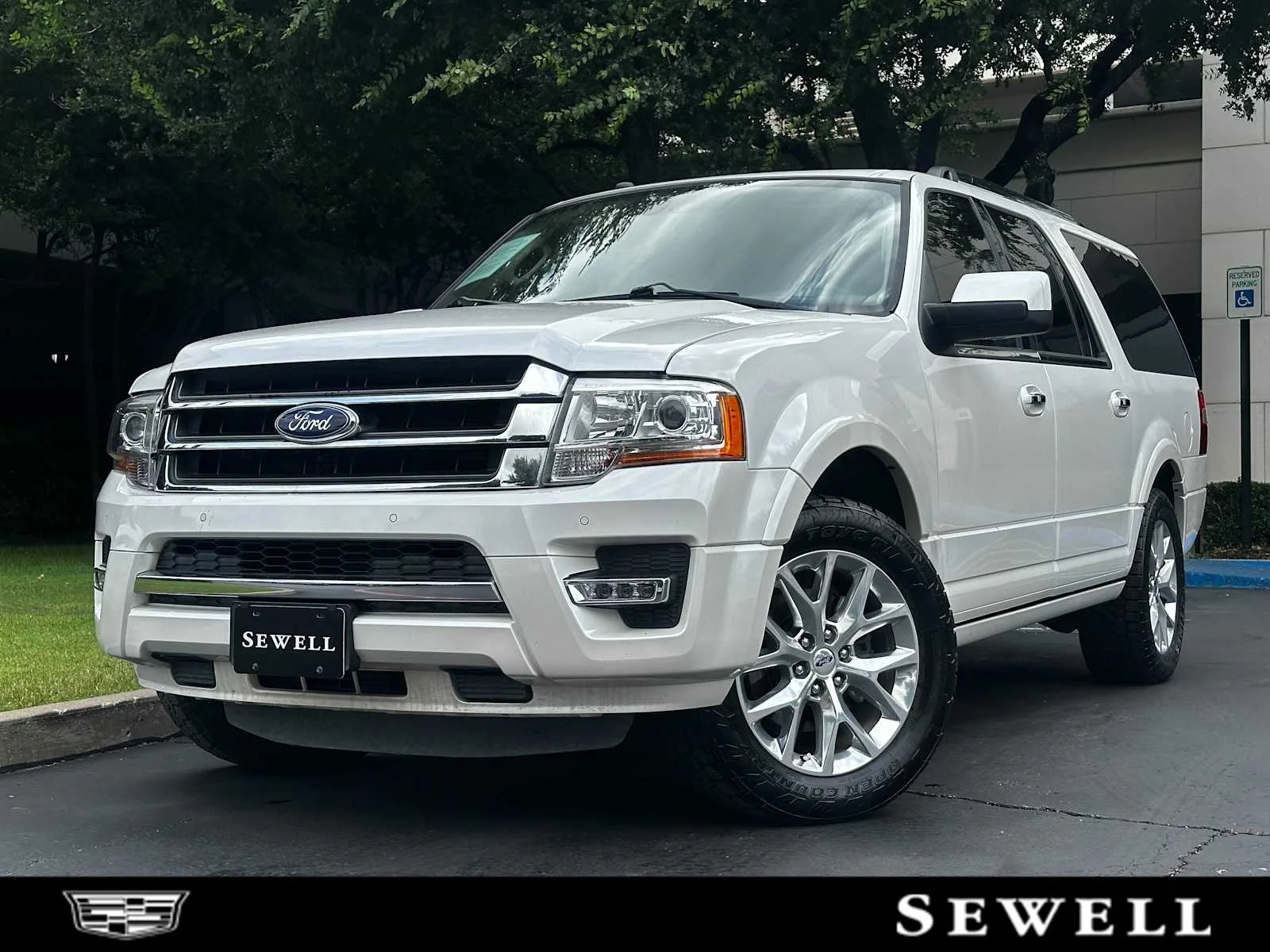 2017 Ford Expedition Limited EL's photo