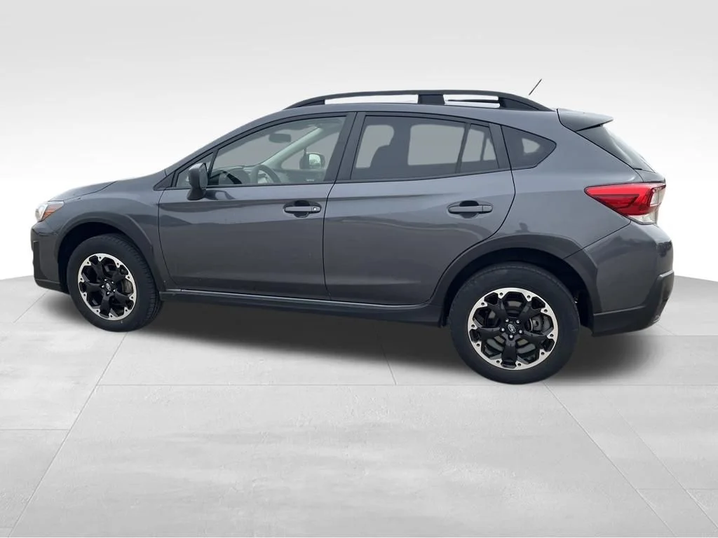 Used 2023 Gray Subaru Base image 43