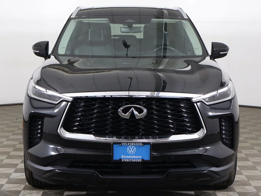 Used 2024 Mineral INFINITI LUXE image 15