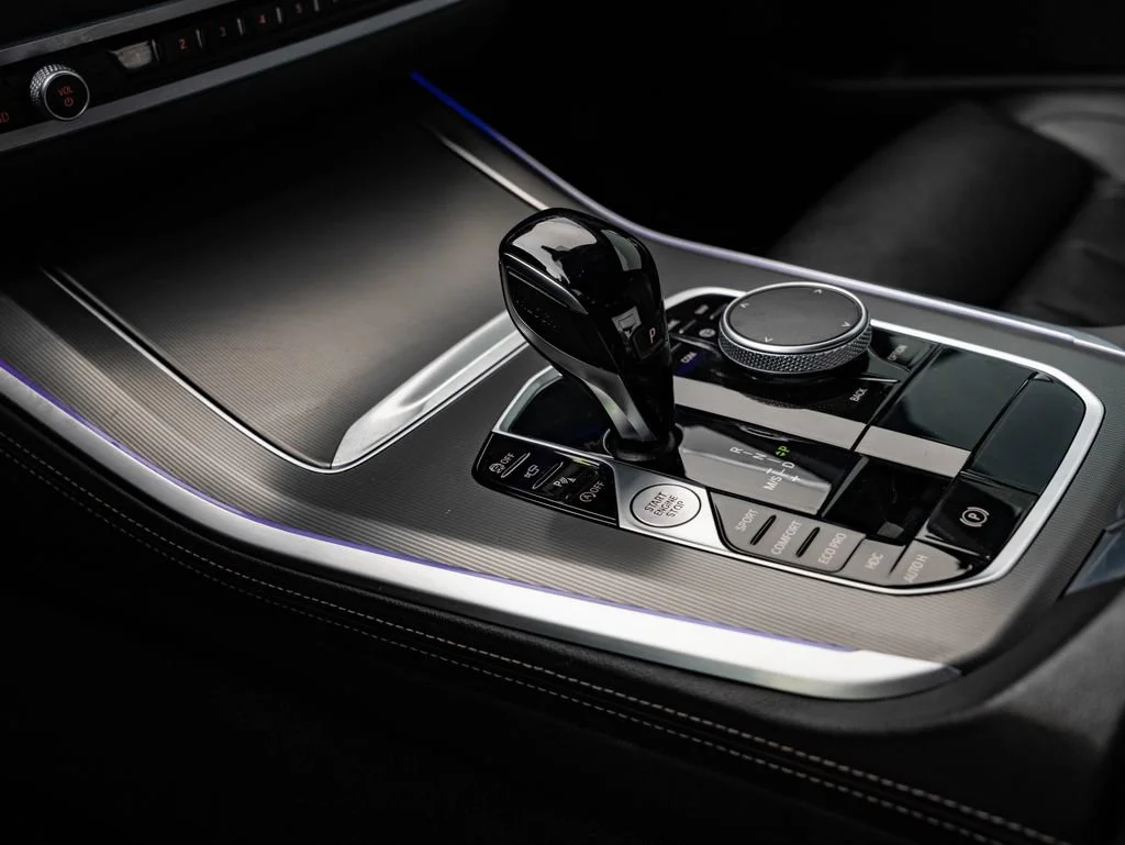 Used 2022 Arctic Gray Metallic BMW M50i image 39
