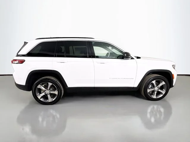 New 2026 White Jeep Limited image 8