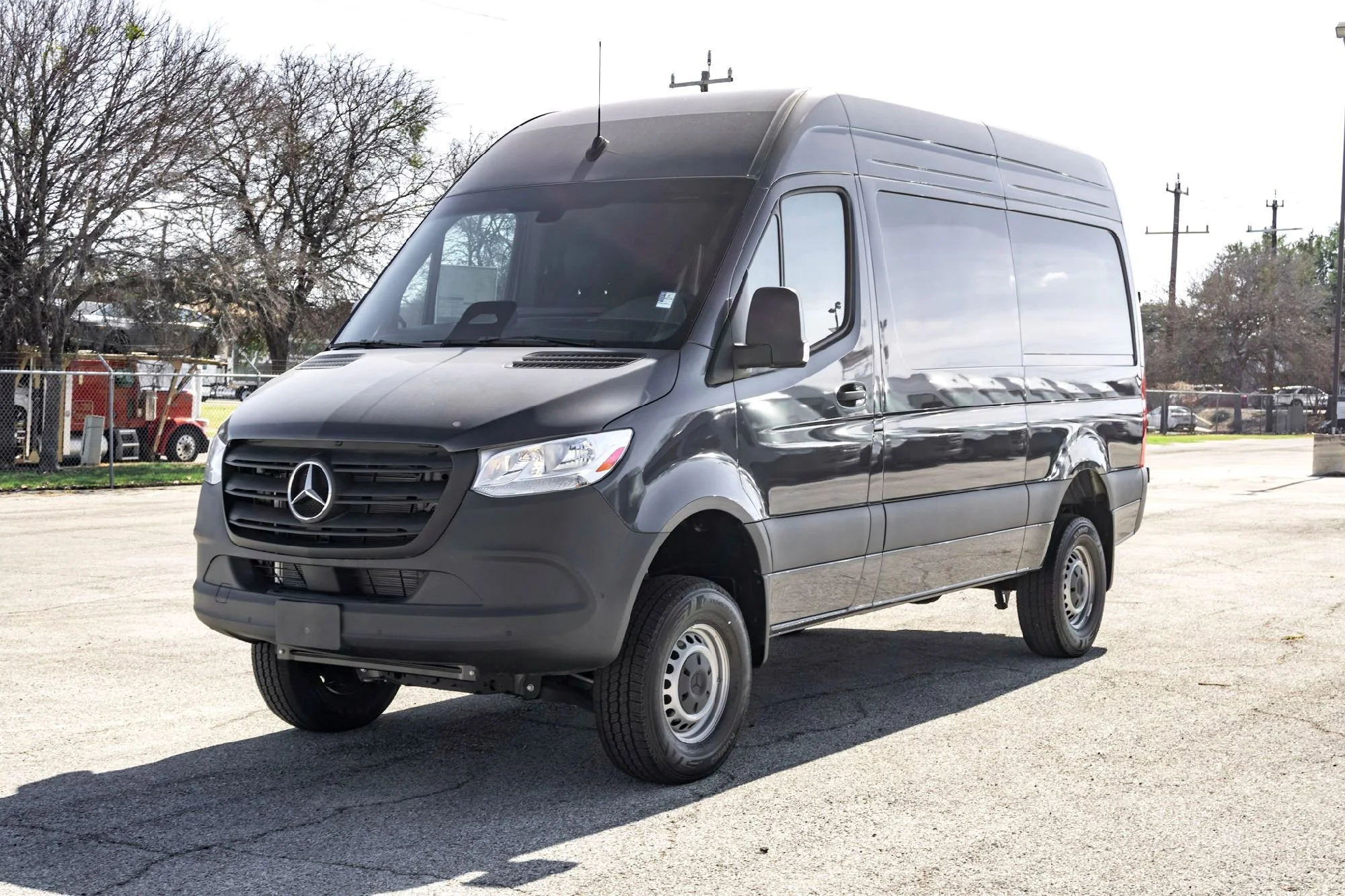 New 2025  Mercedes-Benz Cargo 144 WB image 6