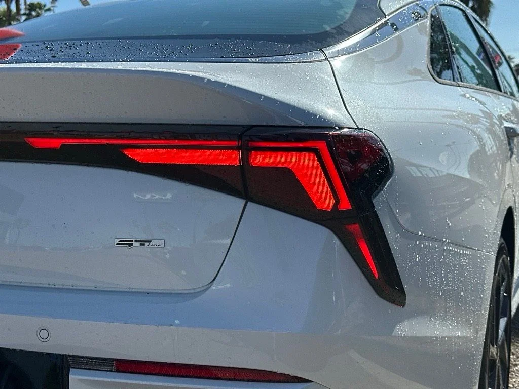 New 2026 White Kia GT-Line image 6