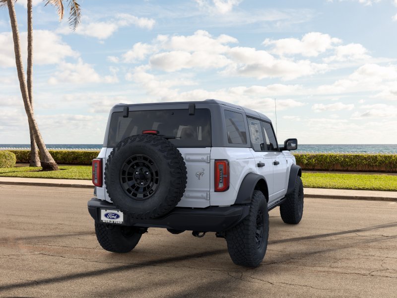 New 2026 Oxford White Ford Badlands® image 8