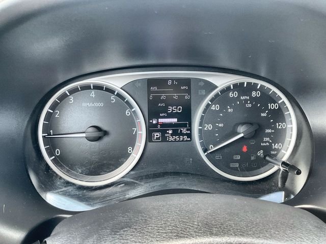 Used 2018 Super Black Nissan S image 23