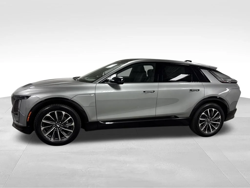 2026 Cadillac LYRIQ Premium Sport - Photo 8