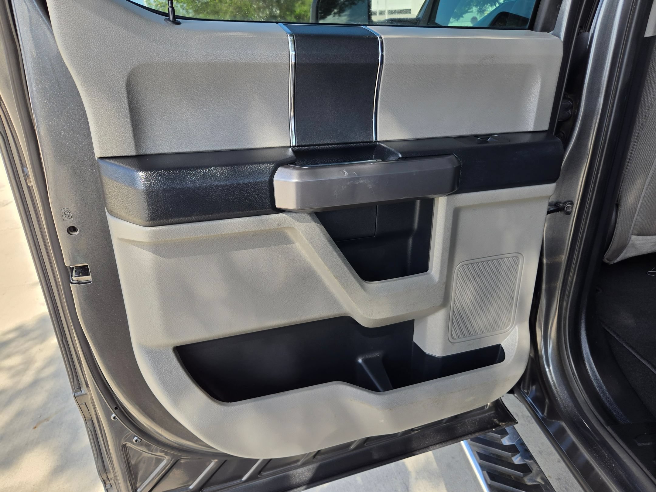 2020 Ford F-250 Super Duty XLT - Photo 22