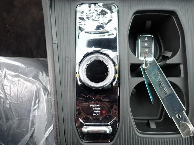 New 2026 Gray Jeep Laredo image 19