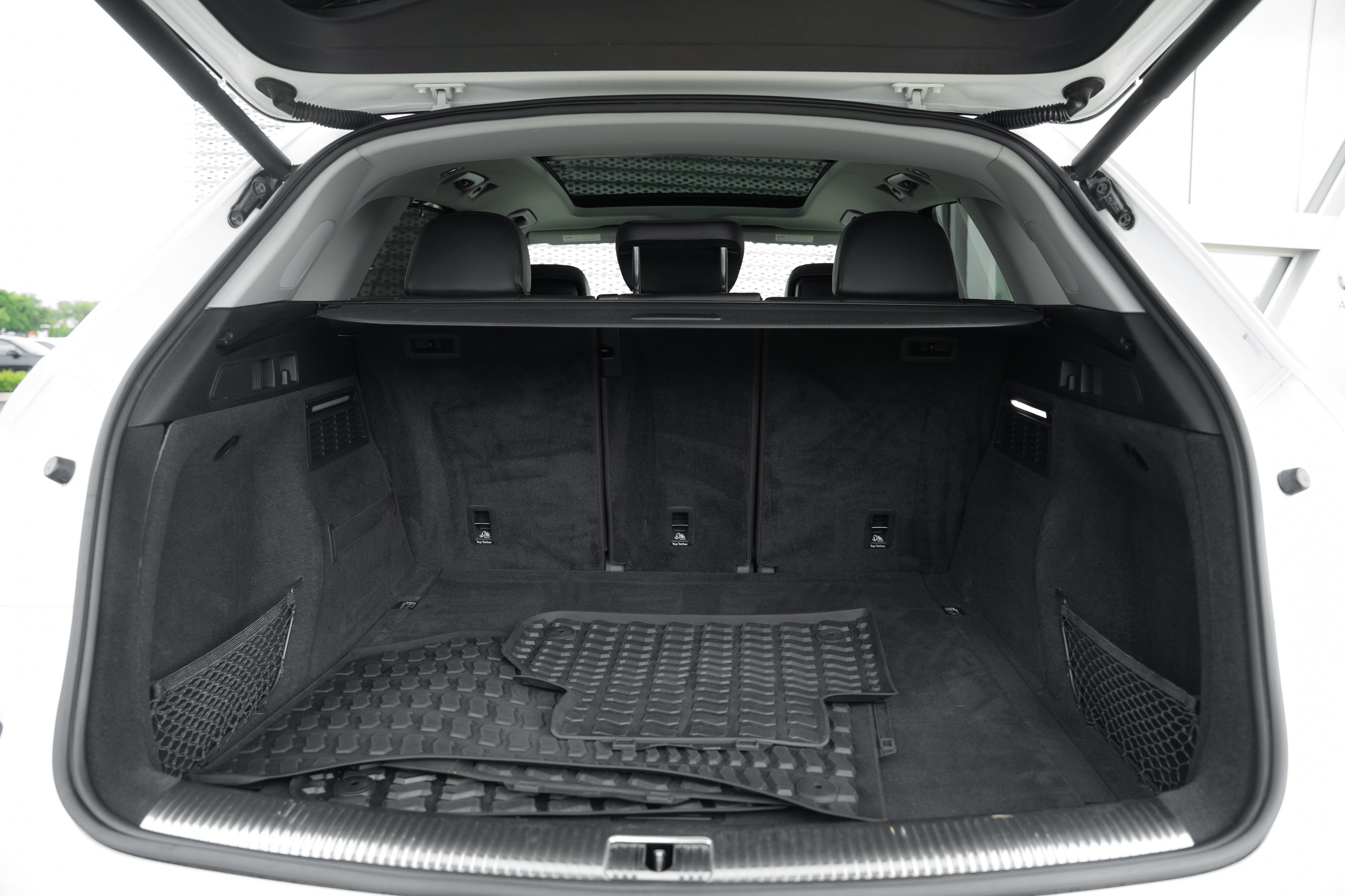 Used 2019 Ibis White Audi Prestige image 28