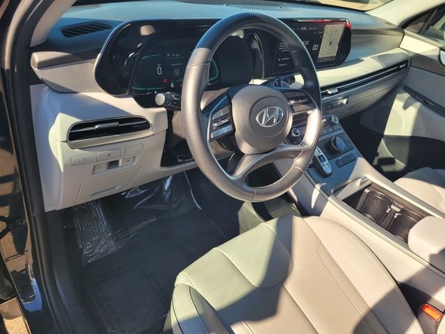 Used 2024 White Hyundai SEL image 12
