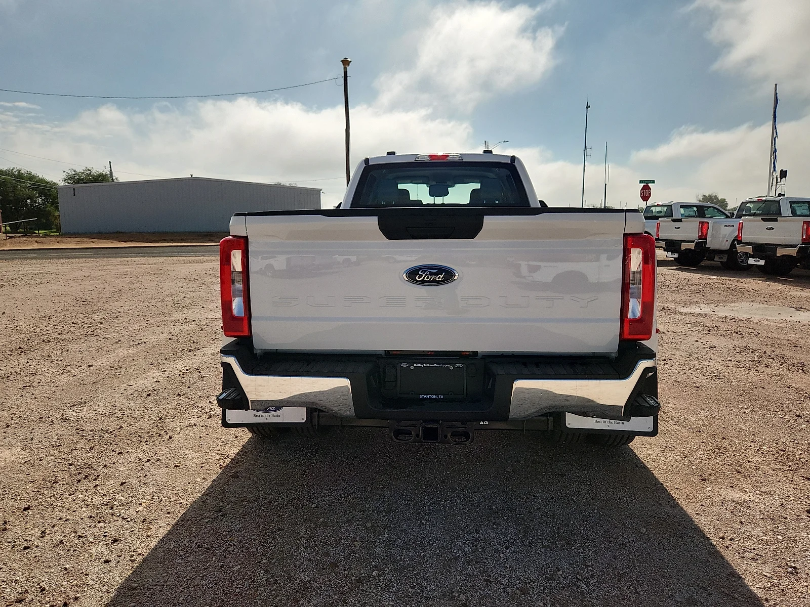 New 2026 Oxford White Ford XL image 6