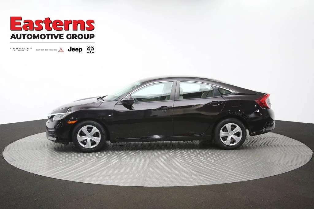 Used 2018 Black Honda LX image 57
