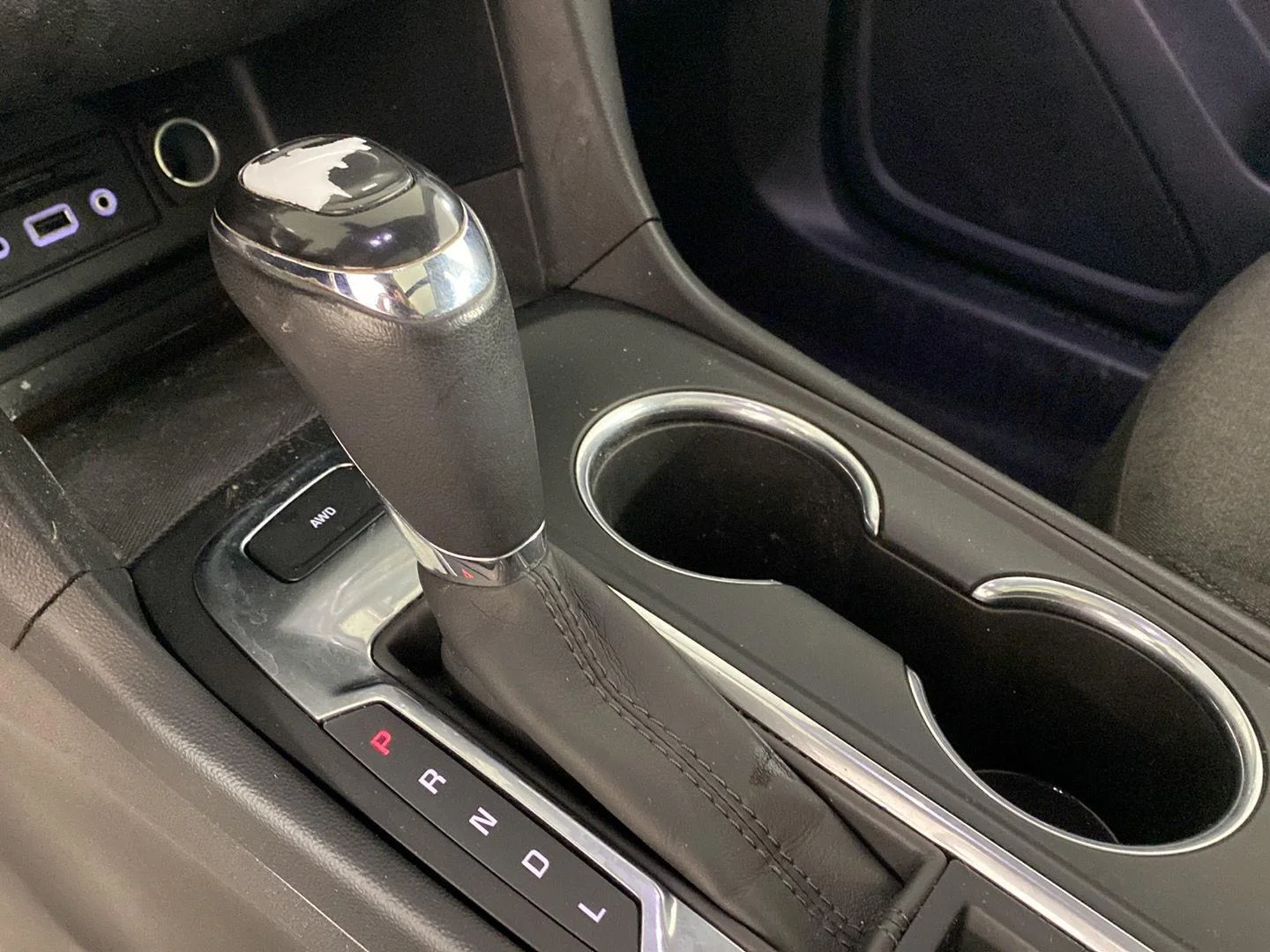 Used 2019 Iridescent Pearl Tricoat Chevrolet LT image 21