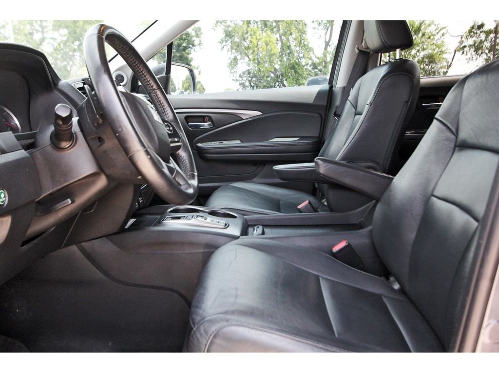 Used 2021  Honda Special Edition image 28