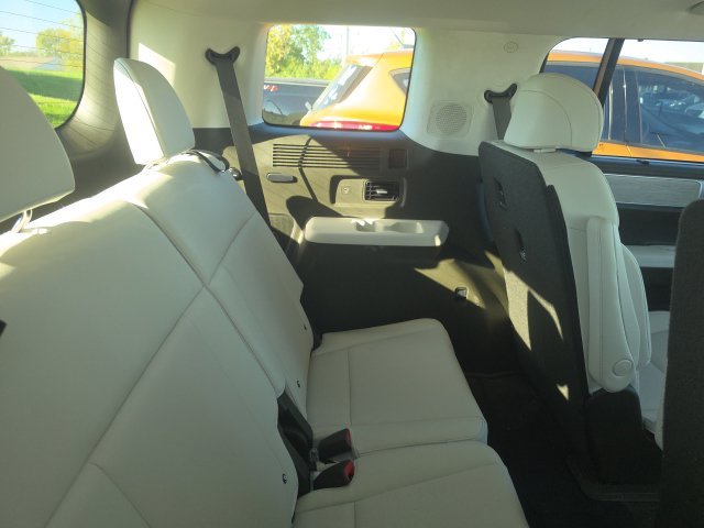 Certified Used 2024 White Hyundai Calligraphy image 6