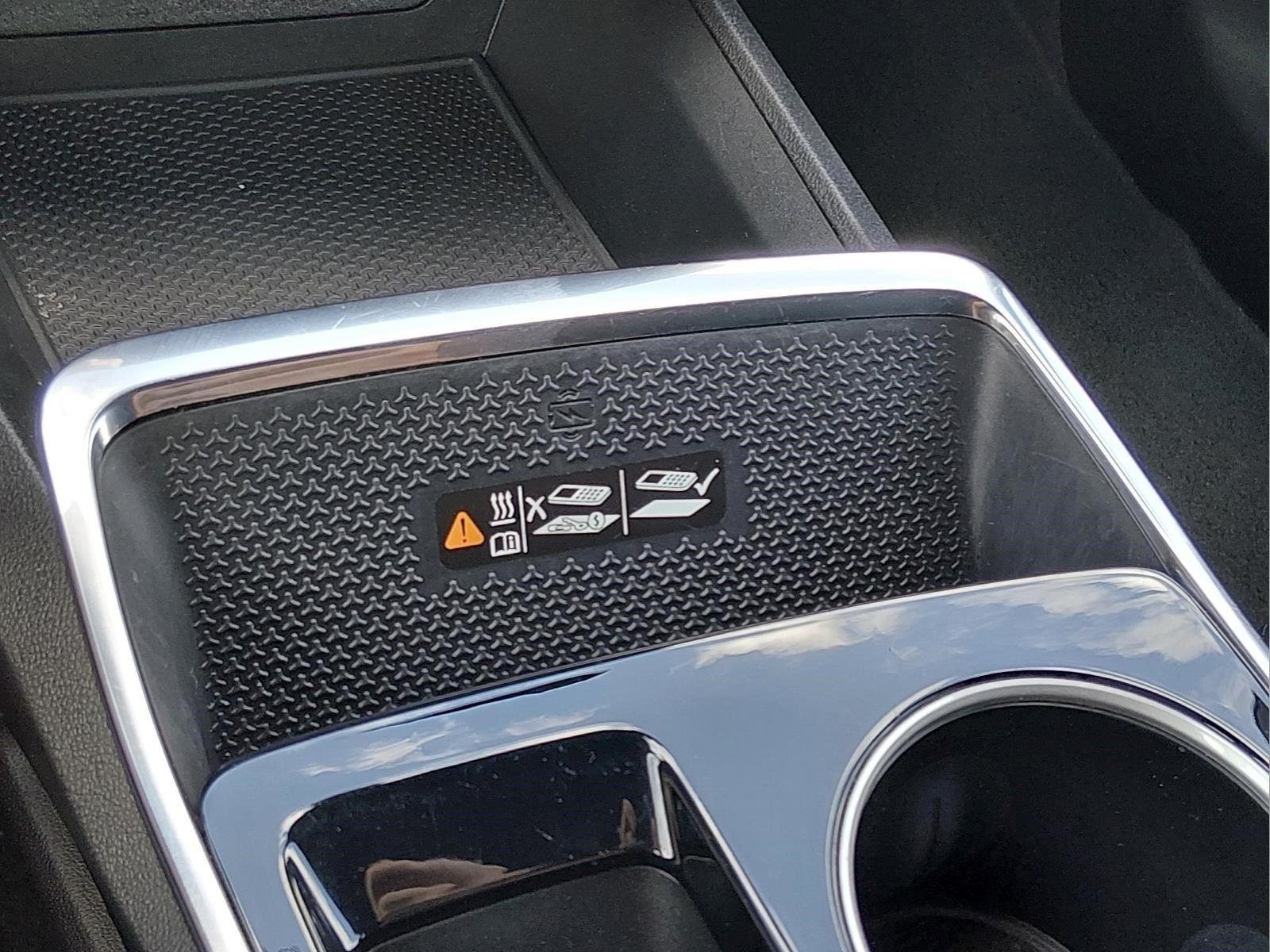 Used 2025 Mosaic Black Metallic Chevrolet FWD LT image 26