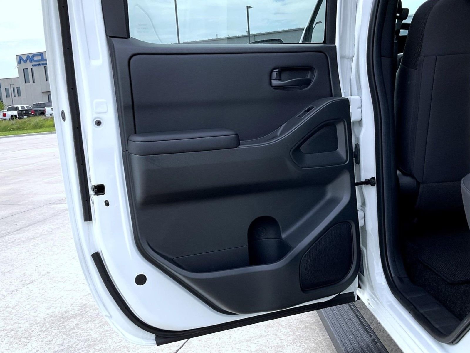 New 2026 Glacier White Nissan SV image 21