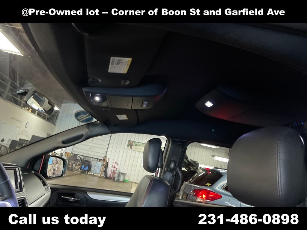 Used 2016 Blue Dodge R/T image 13