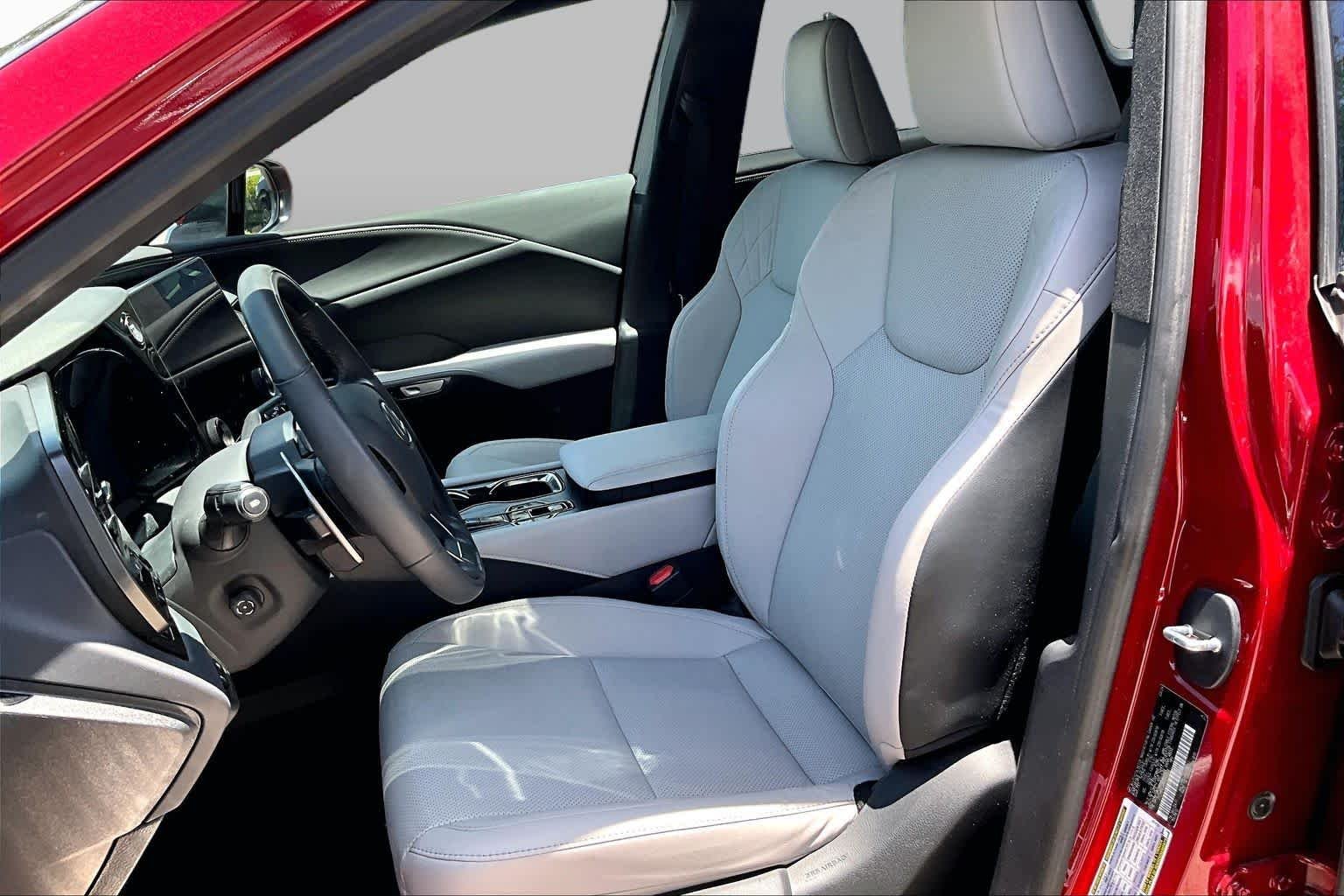 Used 2024 Matador Red Mica Lexus Premium image 8