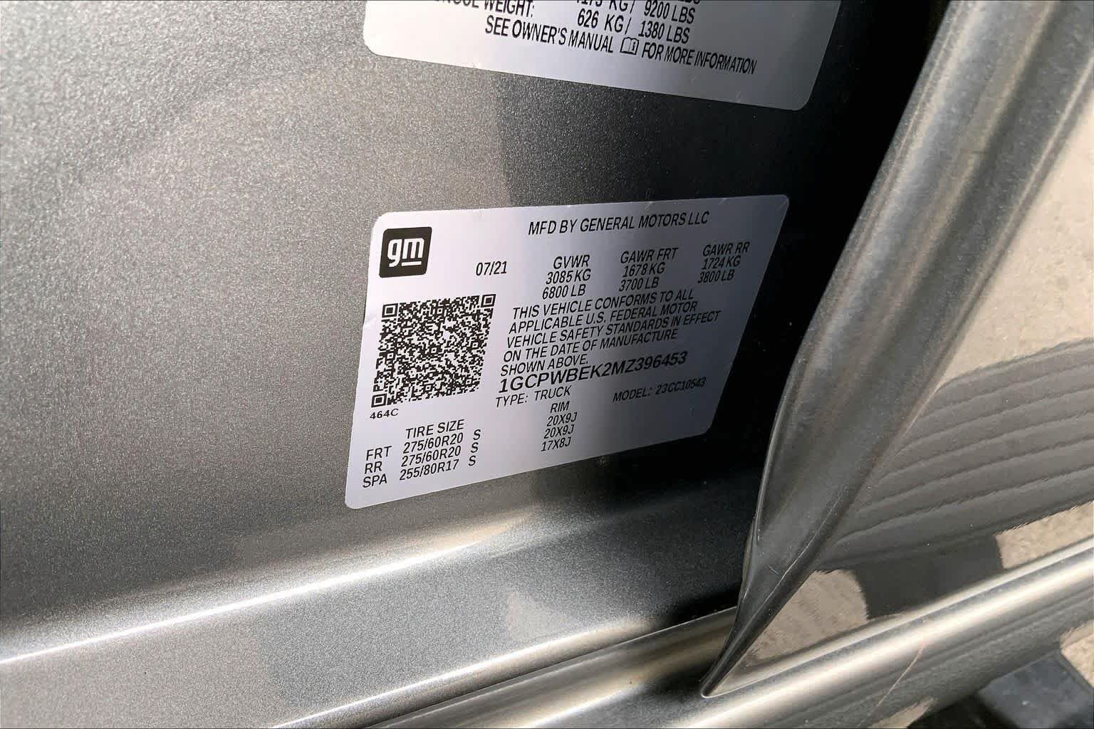 Used 2021 Satin Steel Metallic Chevrolet Custom image 34