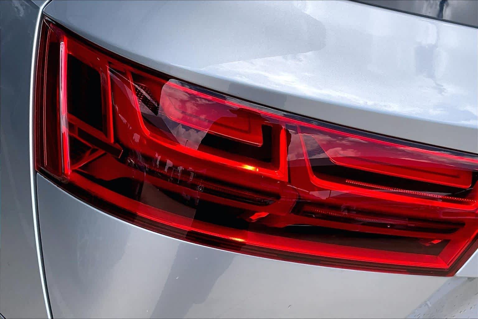 Used 2018 Florett Silver Metallic Audi Premium Plus image 29