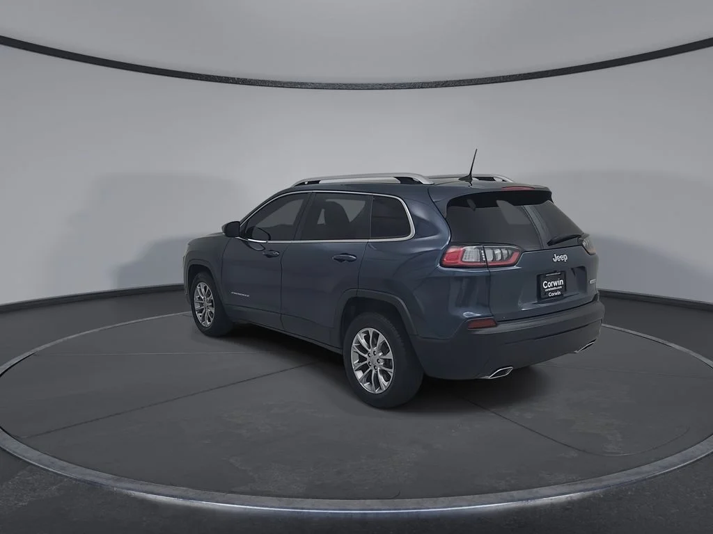 Certified Used 2021 Blue Jeep Latitude Lux image 12