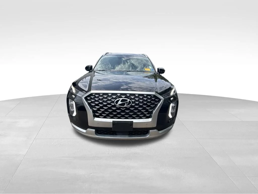 Used 2021 Black Hyundai Calligraphy image 2
