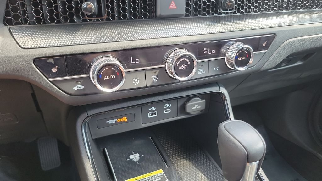 2025 Honda CR-V Sport-L - Photo 18