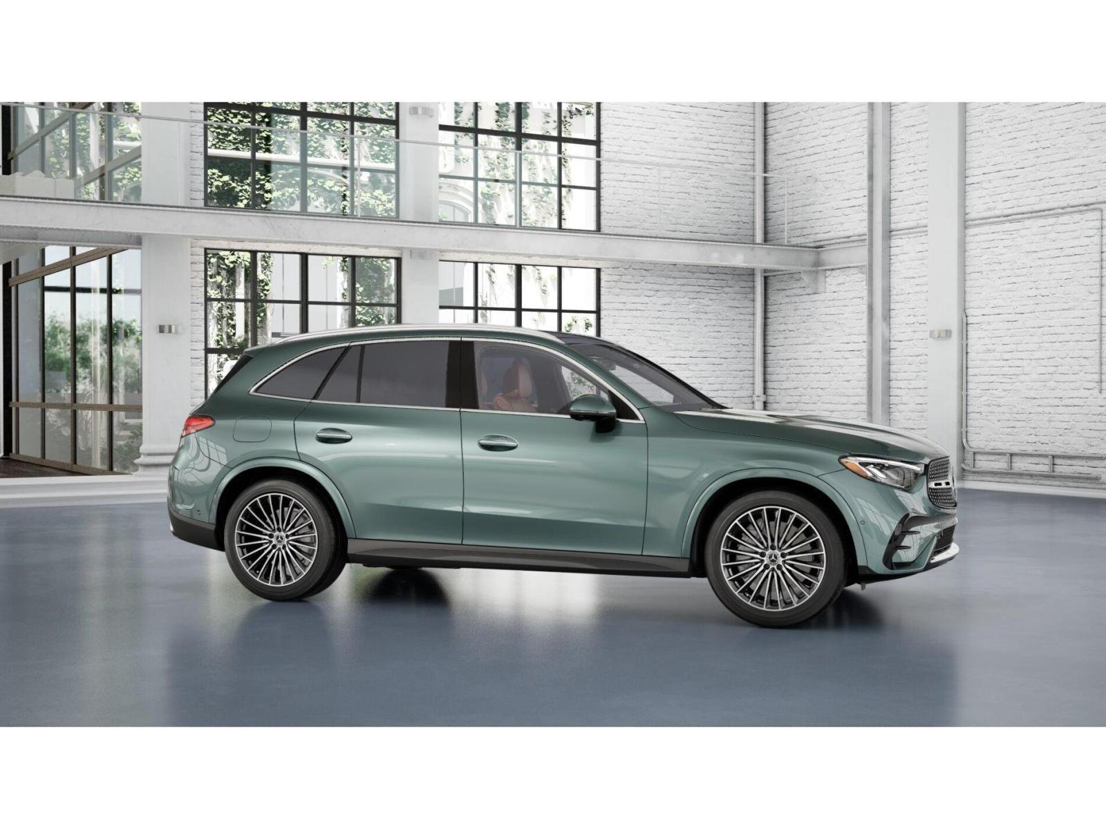 New 2027 Verde Silver Metallic Mercedes-Benz GLC300 image 13