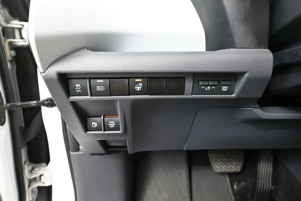 2024 Toyota Sienna XSE - Photo 30