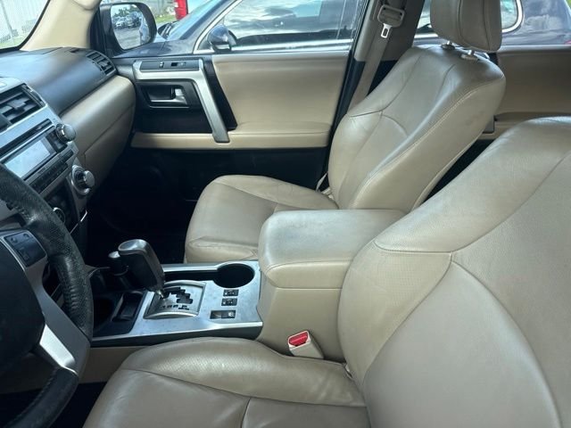 Used 2011 Black Toyota SR5 image 13