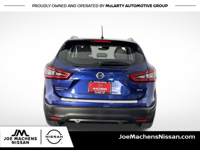 Used 2022 Blue Nissan SV image 8