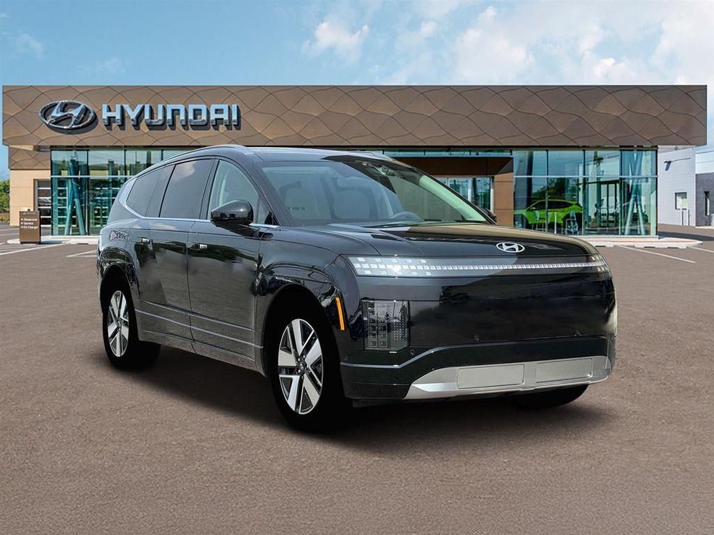 New 2026 Black Hyundai SEL image 11