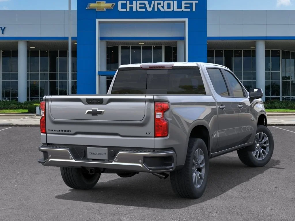 New 2026 Sterling Gray Metallic Chevrolet LT image 4