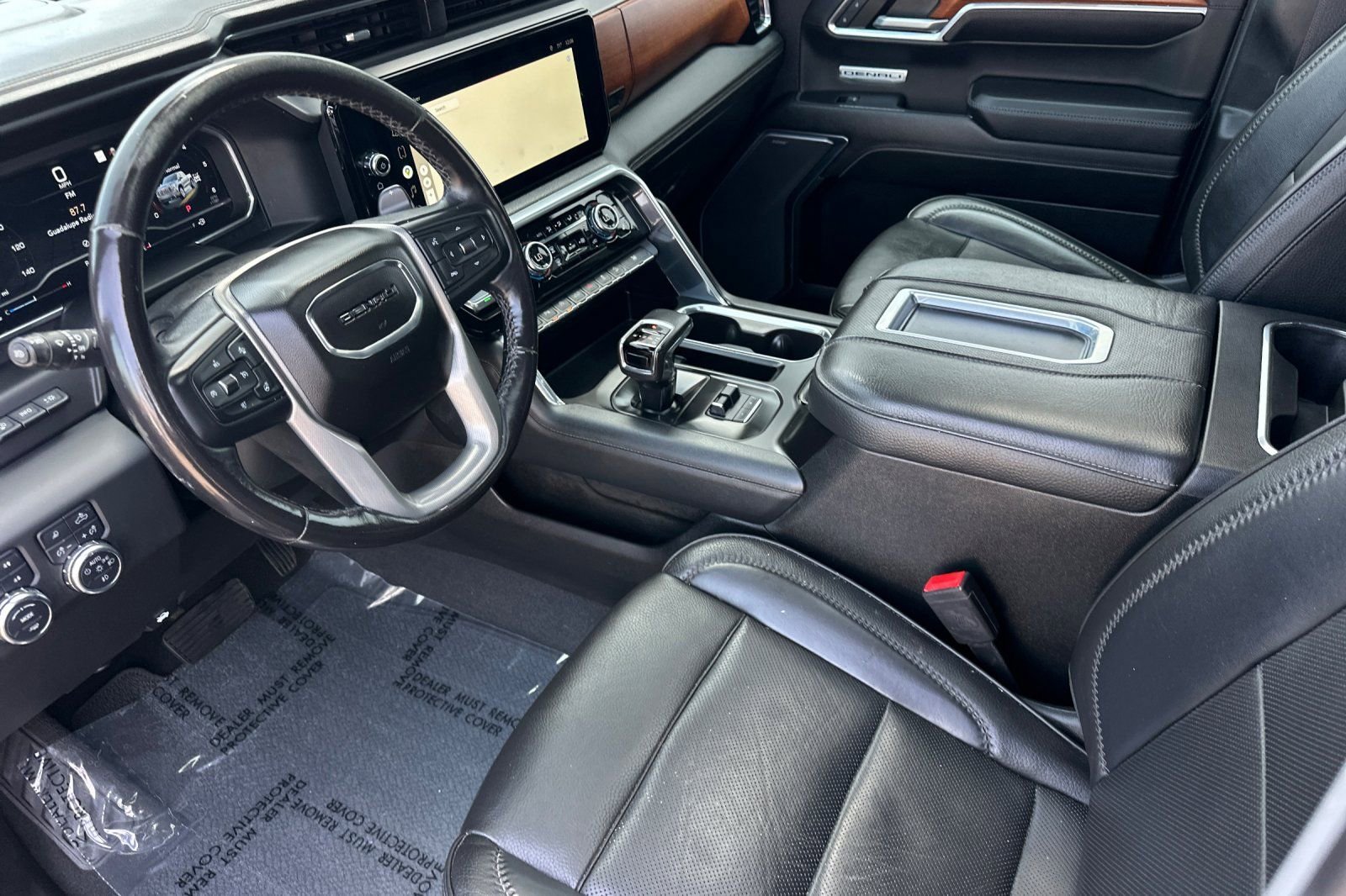 Used 2022 Onyx Black GMC Denali image 10