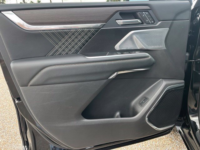Used 2025 Ebony Twilight Metallic GMC Denali image 26