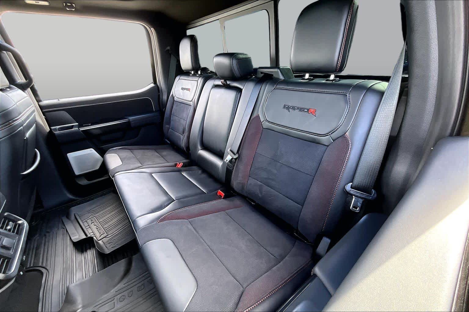 Used 2026 Shelter Green Ford Raptor image 19