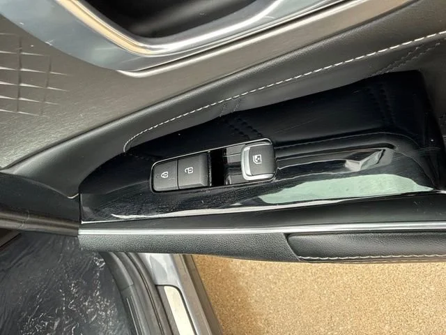 Used 2021 Gray Kia SX image 17