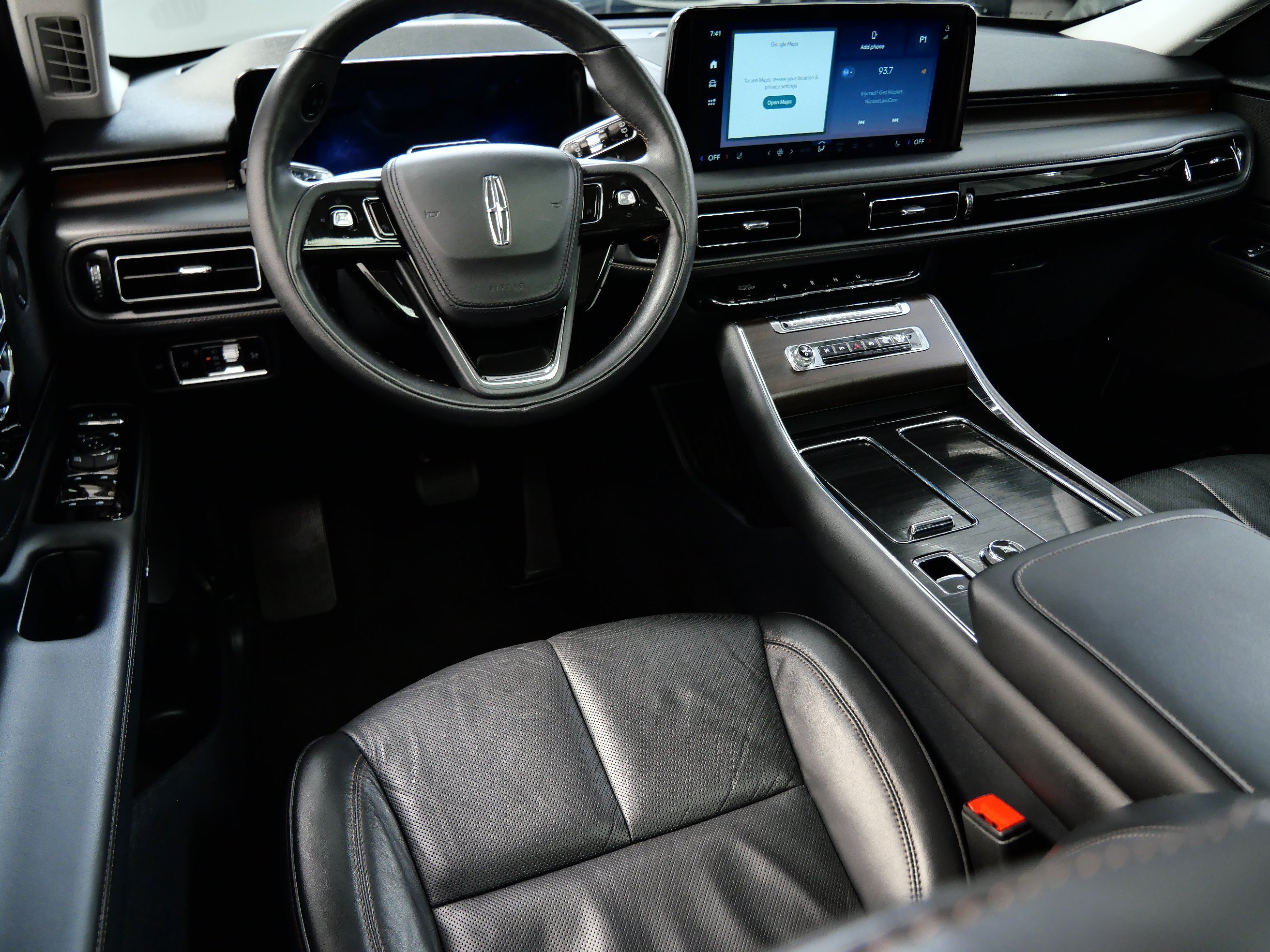 Used 2025 Lincoln Aviator Reserve with VIN 5LM5J7XC5SGL15424 for sale in Minnetonka, Minnesota