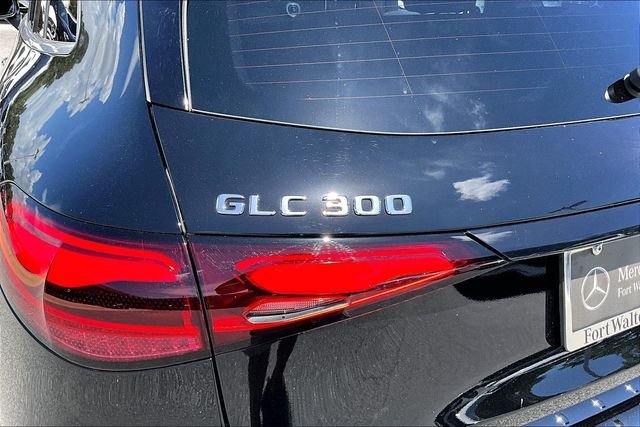Used 2026  Mercedes-Benz GLC 300 image 27